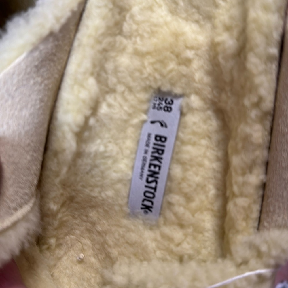 Birkenstock Arizona Teddy Big Buckle Yellow Shearling Sandals 38 39 Narrow NIB - Picture 3 of 10